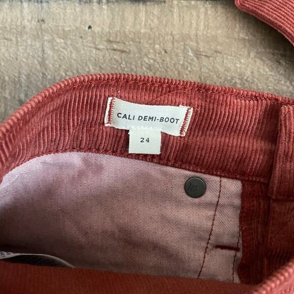 Cali Demi-Boot Jeans in Corduroy: Button-Front Edition in Canterbury Red Size 24 - Picture 4 of 4